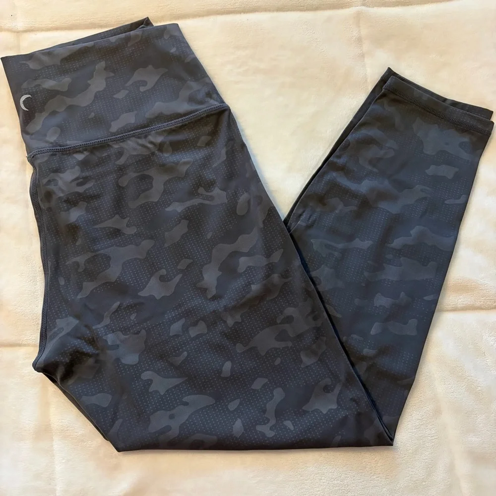 ZYIA Active Battleship Camo Luxe 7/8 leggings - Picture 1 of 6